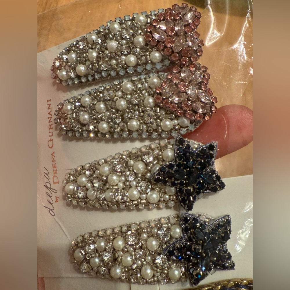 Deepa Gurnani - Starling Clip Set/Hair Clip (Navy) - Picture 4 of 5